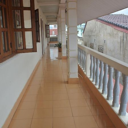 Nice Guesthouse เมืองโพนสะหวัน ภายนอก รูปภาพ