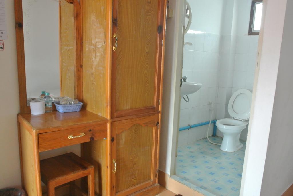 Nice Guesthouse เมืองโพนสะหวัน ห้อง รูปภาพ